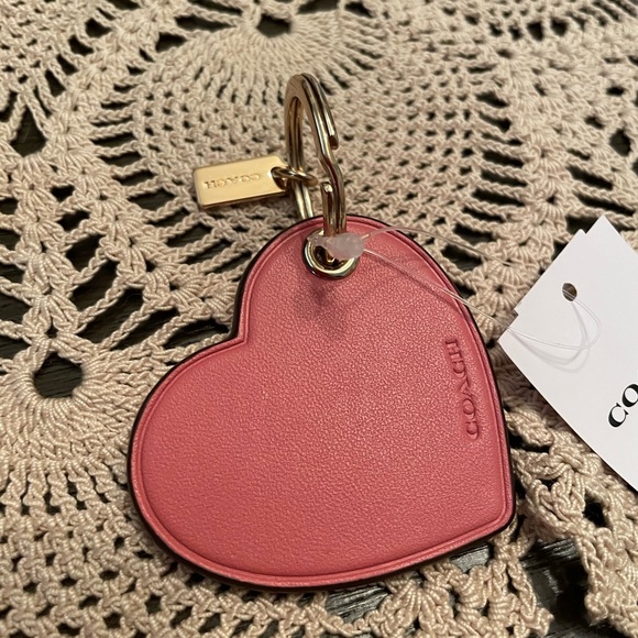 Coach NWT leather Heart charm - Picture 2 of 2